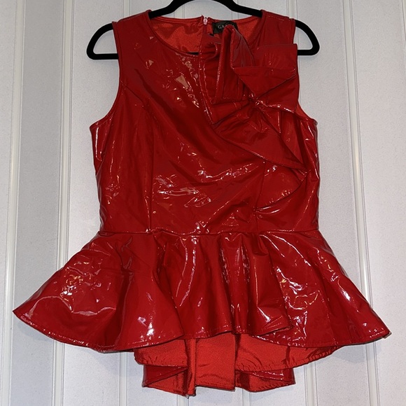 NWT GRACIA FAUX LEATHER RED PEPLUM SLEEVELESS TOP LARGE - Picture 5 of 13